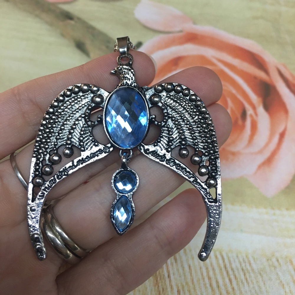 Harry Potter Ravenclaw diadem necklace - Picture 3 of 4